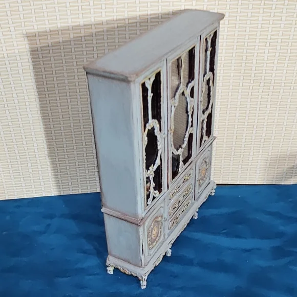 Sold - Picture 3 of 7